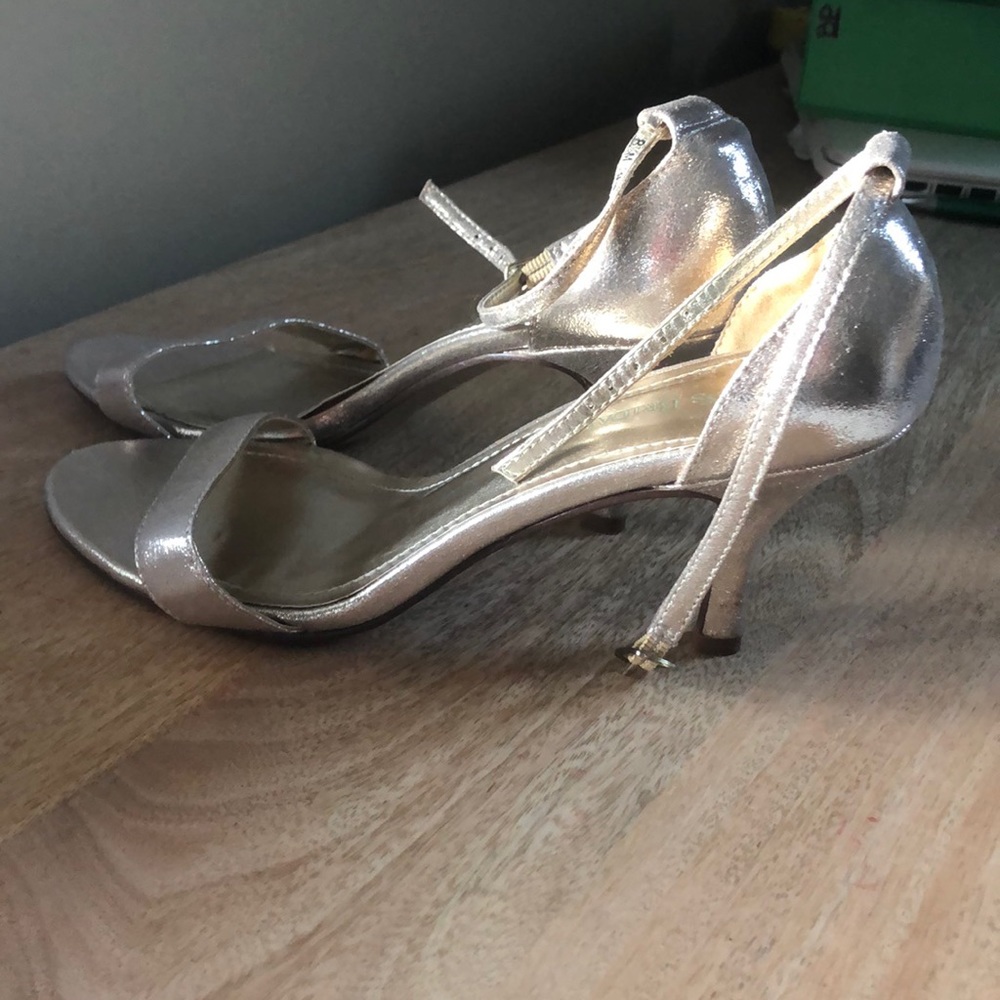Gold Sandals - Picture 4 of 6